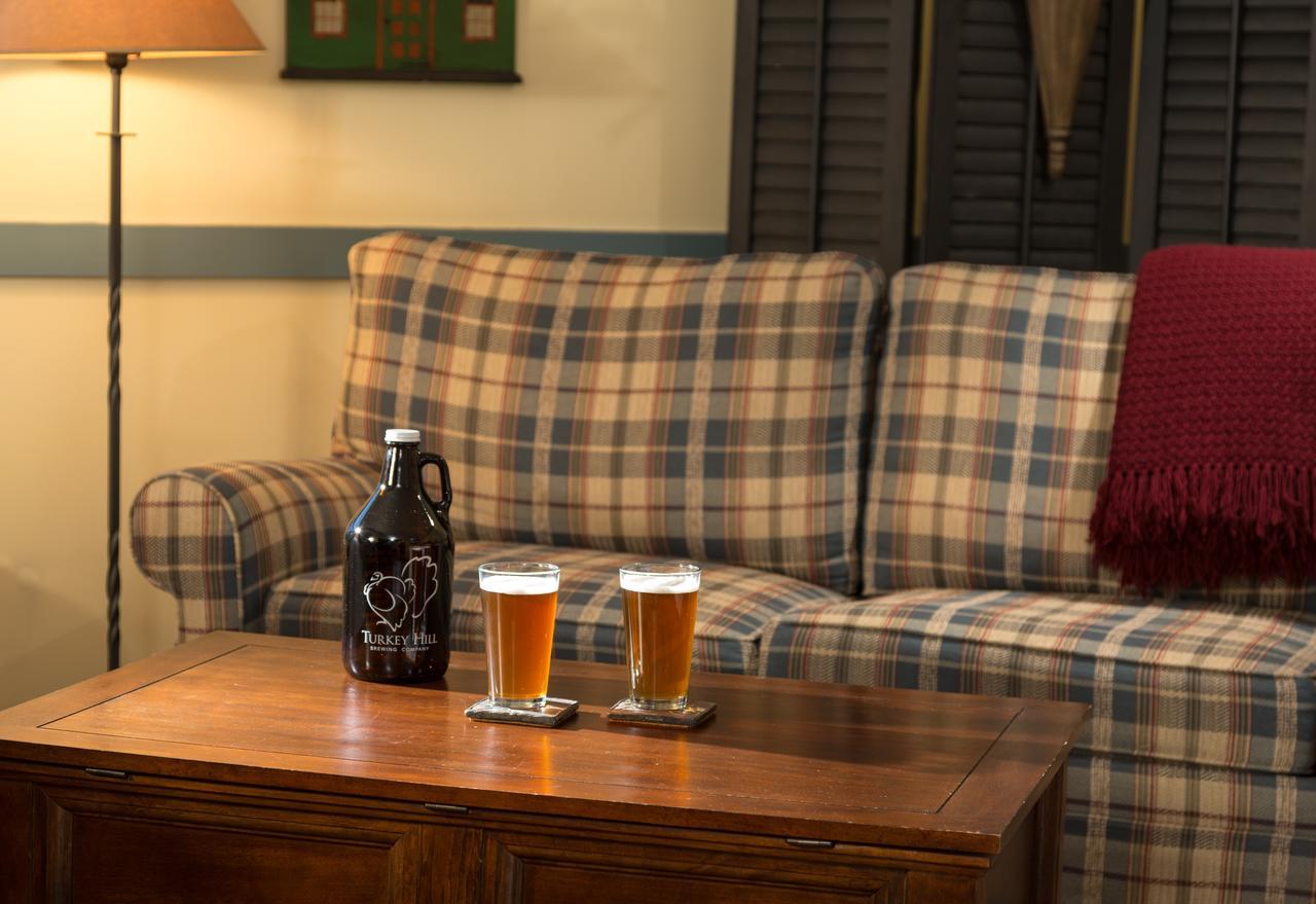 The Inn At Turkey Hill Bloomsburg Bagian luar foto
