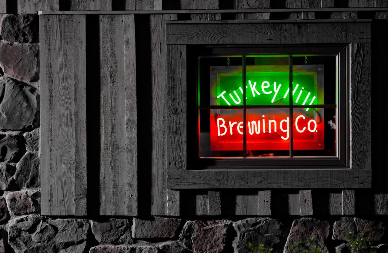 The Inn At Turkey Hill Bloomsburg Bagian luar foto