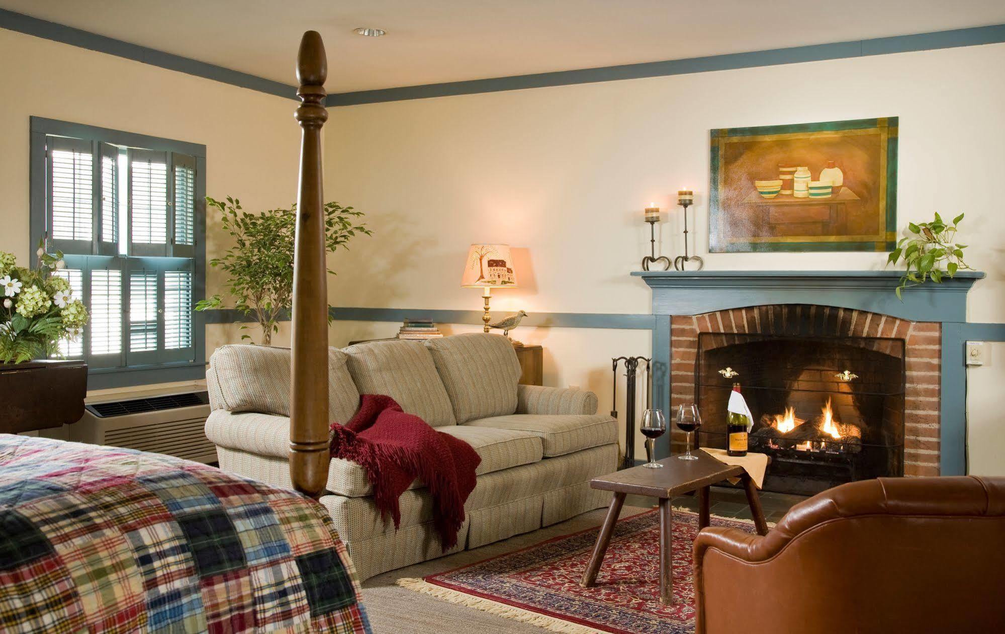 The Inn At Turkey Hill Bloomsburg Bagian luar foto